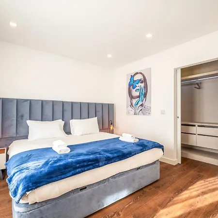 Pensión Guestready - Belas 4*